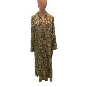 Zara Women’s Long Sleeve Green Pattern Button Up Midi Dress Size Large